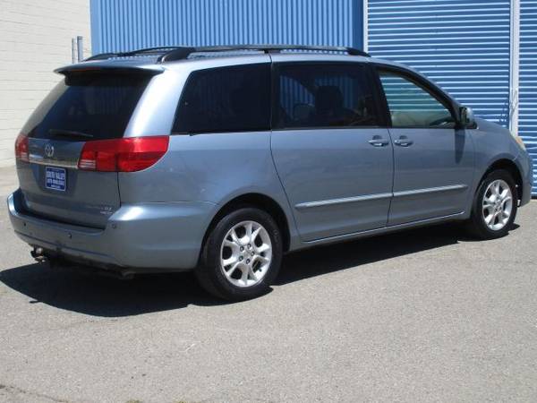 2004 Toyota Sienna XLE Limited Minivan w/Warranty Included - $5,999 (Loaded w/Options! Perfect Carfax History!)63478204896131122