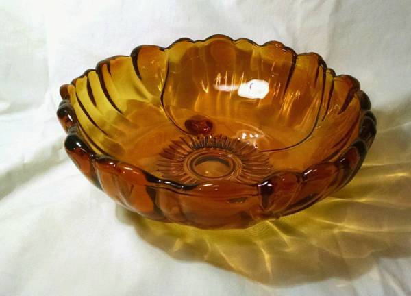 Vintage Amber Glass Footed Bowl 1