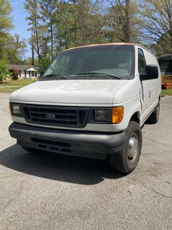 2004 Ford E250 Van - $3,600 (Jonesboro)63612732069507122