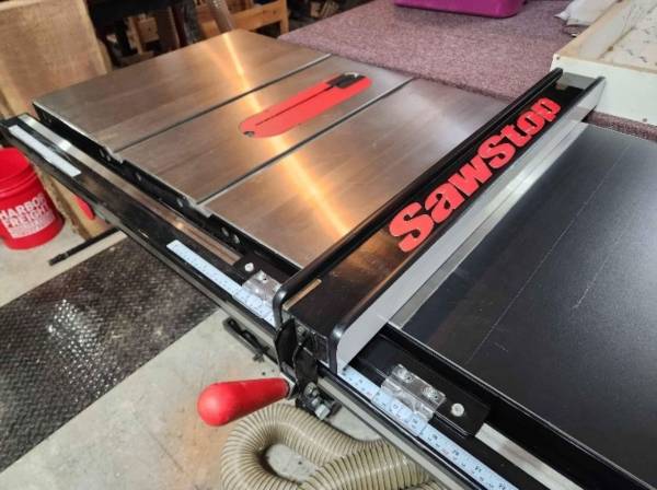 SawStop 3HP Professional Table Saw w/52'' Fence, Rails, and Extension Table! Bar 1
