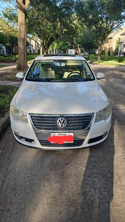 Volkswagen Passat 2010 - $6,000 (Houston)63622153880707120
