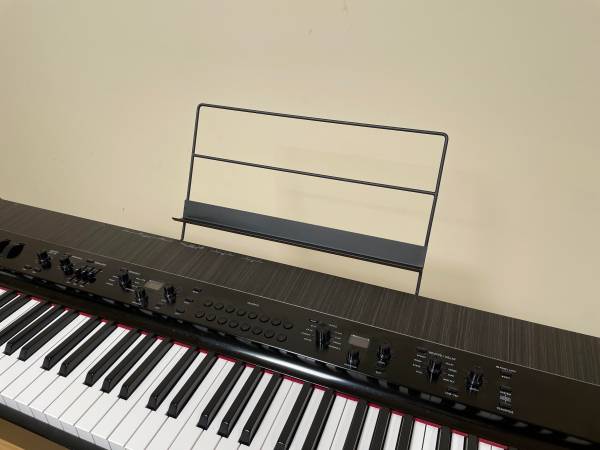 Korg Grandstage GS-1 88 Electric Piano - Excellent Condition