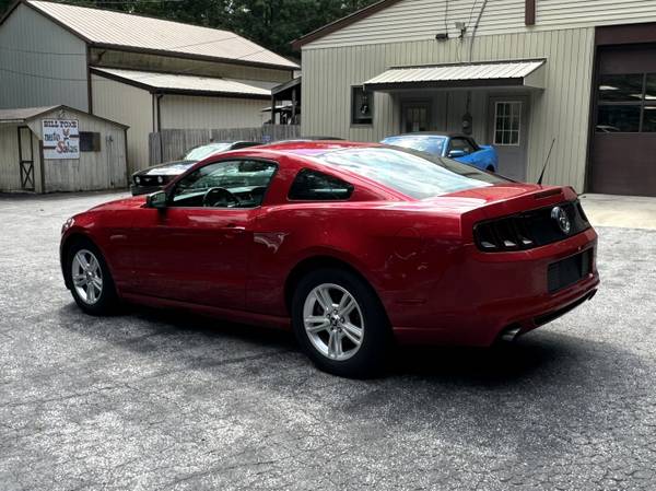 2013 Red Ford Mustang 3.7L DOHC, Automatic - $12,900 (Dover, PA)63435820253571123