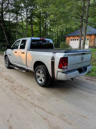 2013 Dodge Ram 1500 - $8.900 (Loudon NH)63441268734467123