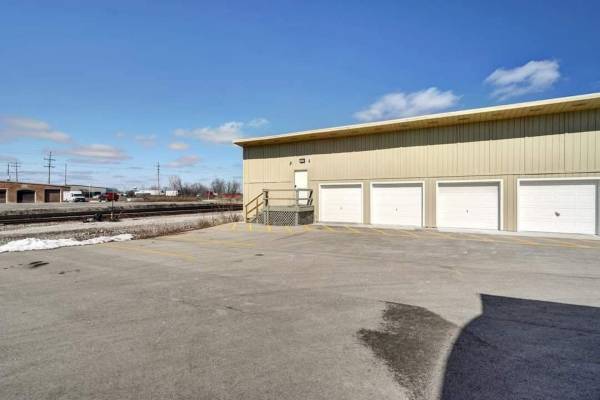 $175 / 0200ft2 - Secure Climate-Controlled Storage Units – 2940 Wisconsin St, 53177 (Racine)63774393990401123