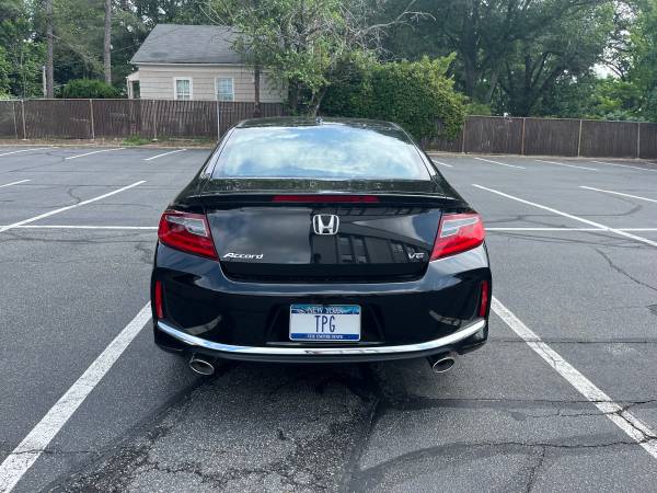 2016 - HOND ACCORD XL COUPE LOADED - 20,500 MILES - $22,500 (ELMONT)63654714762753123