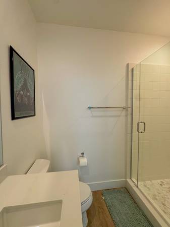 $5,300 / 4br - 1840ft2 - Encantador condominio de 3 pisos, 4 habitaciones, 3.5 baños (novato)63667905757699123