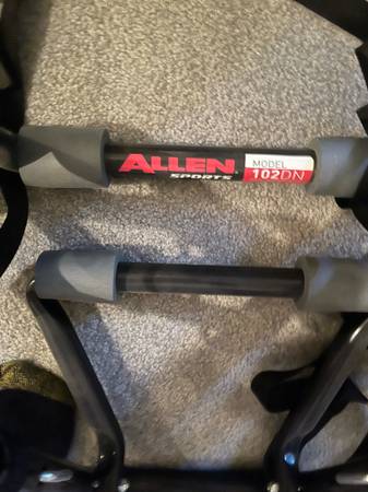 Allen Sports Deluxe 2-Bike Trunk Mount Rack 1