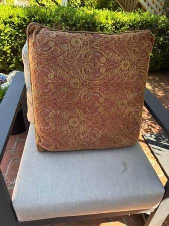 4 custom sofa pillows 1