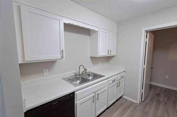$1,049 / 1br - 796ft2 - You and your pets will enjoy life at our community. Pet friendly! (Stone Mountain)63963859064962123