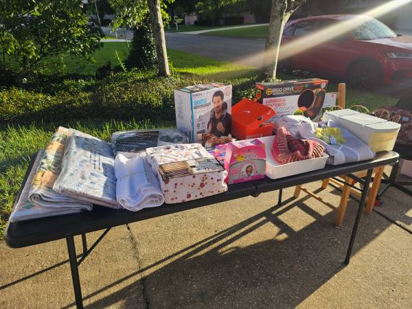 Garage Sale (St Johns)63682104646401121