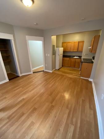 $1275.00 / 2br - 800ft2 - Modern Unit in Hartford | 114 Ashley St | $1275/mo | Avail. 9/1/202563989075582210120