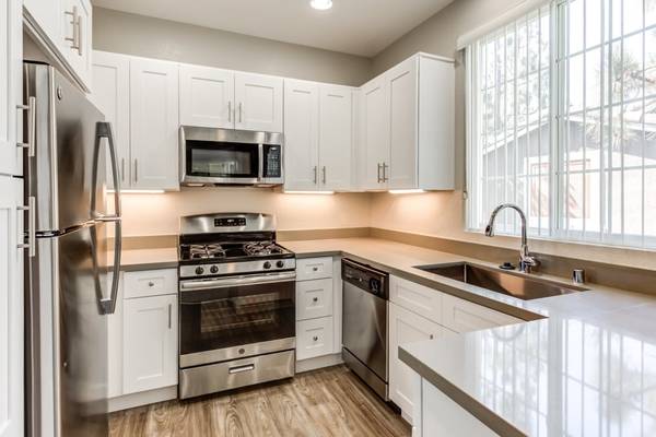 $3,191 / 2br - 987ft2 - 2 habitaciones, ubicado en San Diego, microondas (11760 Westview Pkwy, San Diego, CA)63663802458371120