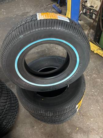 235/75/15 Whitewall Tires – Classic Style & Reliable Performance 1