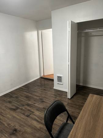 $800 / 1br - 144ft2 - Room/Shared - utilities included (Mountlake Terrace/Lynnwood/Edmonds)63944962263042120