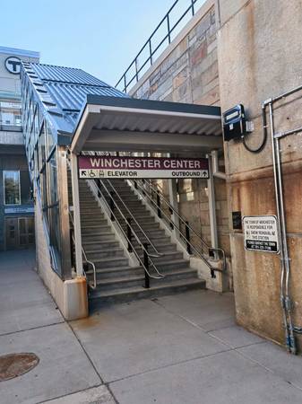$100 1 off street outdoor parking near Winchester Center station. (Winchester)63810113305091120