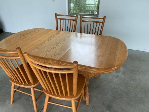 Solid Oak dinette set 1