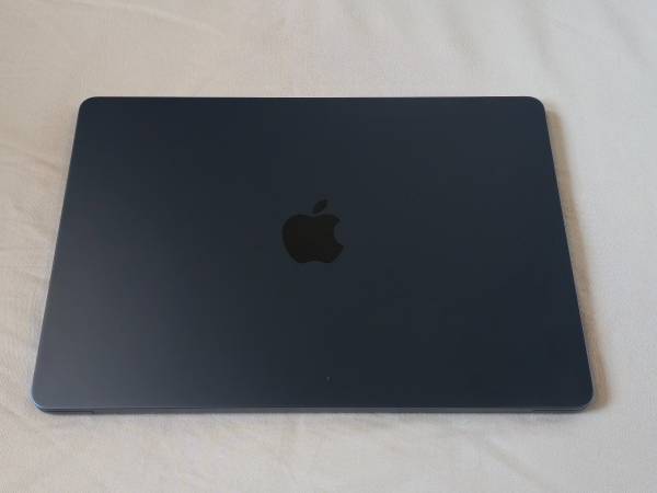 2022 13" APPLE MACBOOK AIR W/ M2, 8 GB Ram, 256 GB SSD - $600 (East Plano/ Murphy)63471253226883122