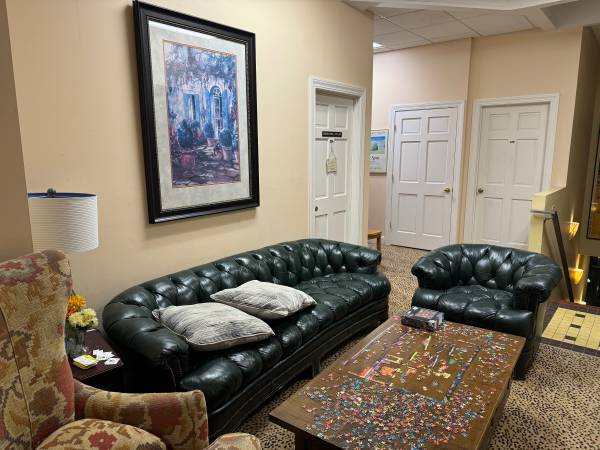 $575 / 180ft2 - Oficina en alquiler Suite #125 (Lawrence)63624527811715121