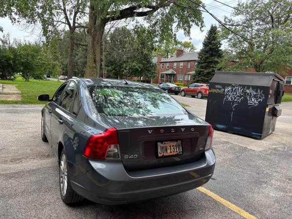 2010 Volvo S40 - $4.250 (Columbus)63478071544579123