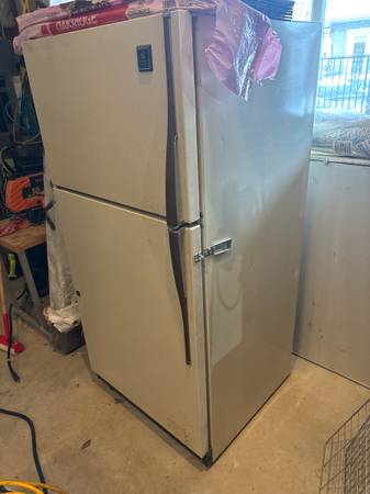 Ge refrigerator 1