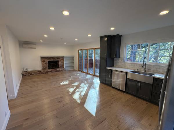 Charming 2 BR / 2 BA Home- Walking Distance to Saratoga Village 1