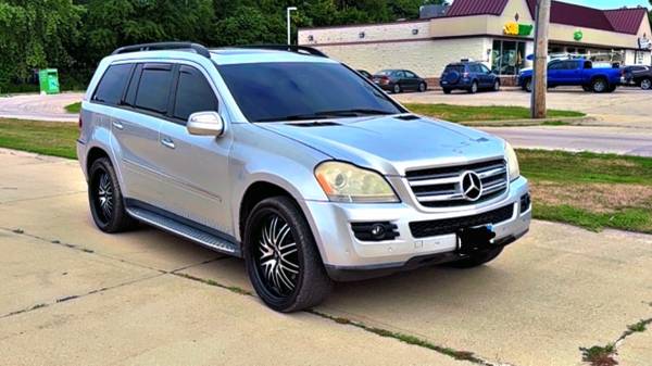 2009 Mercedes Benz GL450 - $4,500 (Aurora)63624812894209123