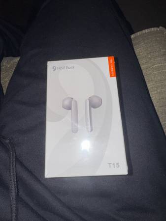 Earbuds new sealed bluetooth 1
