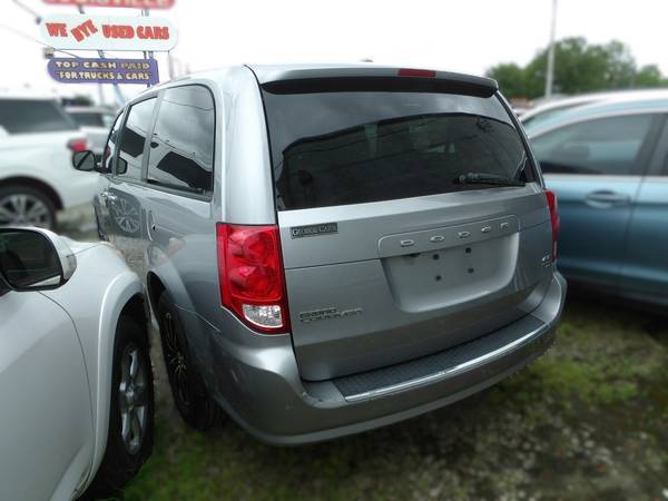 2019 Dodge Grand Caravan GT - $9.800 (Monroe, LA)63470759427329123