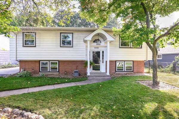 $234,900 / 4br - 2574ft2 - 4 Bed, 2 Bath home with fenced yard in Saginaw Township (Saginaw)64198882561538120