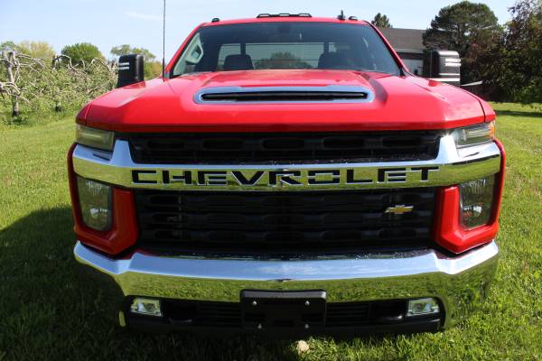 2021 Chevy Silverado 2500HD Cabina Simple Real Nice Título Reconstruido - $31,500 (North Andover Mass)63615511316355124