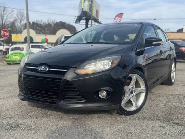 2012 FORD FOCUS TITANIUM*CASH DEAL*MANUAL TRANSMISSION* CHEAP 1