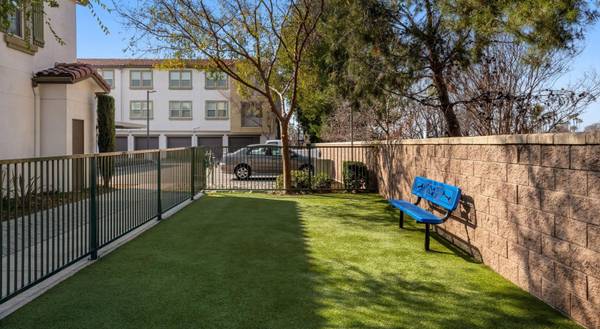 $3,825 / 3br - 1188ft2 - Hardwood Flooring, On-Site Management, Pool Spa (12257 Heritage Springs Dr, Santa Fe Springs, CA)63659901208449120
