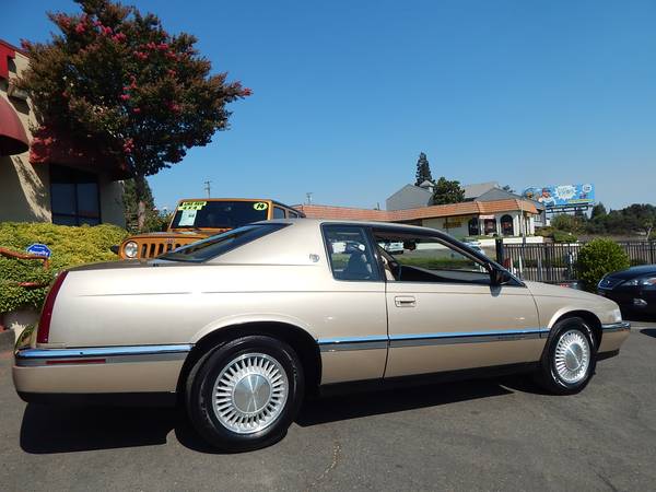 1992 Cadillac El Dorado, único dueño, 93 mil millas originales, estado de concesionario - $7.988 (Sacramento)63469885988611123