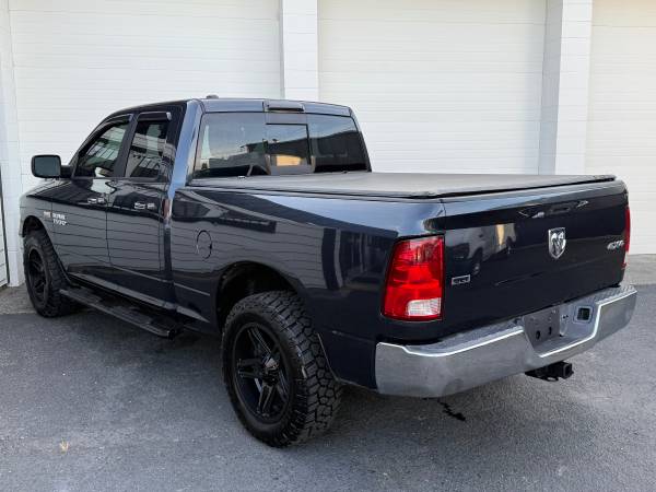 2013 RAM 1500 SLT **4x4** - $8,700 (TACOMA)63470768777731122