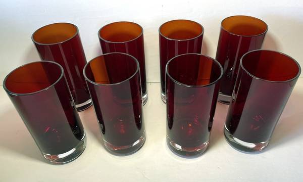 Drinking Glasses set of 8 Cranberry/Red color with clear glass bottom 1