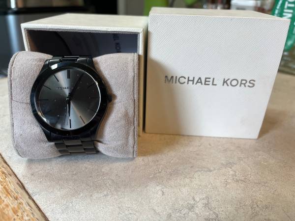 Michael Kors 1