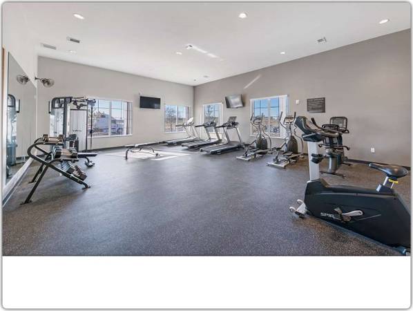 $1,182 / 1br - 723ft2 - Look no further! We have it all - and more! 1 Bed, 1 Bath, 723 SqFt (Midland - Sibley Nature Center)63622635813123121