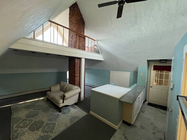 $1600.00 / 1br - One Bed/One Bath, Concord, NH63931791022210122