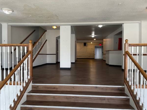 $2,000 / 3000ft2 - Espacio de oficina grande en alquiler (Cedar Rapids)63863672731521123
