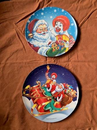 McDonalds Christmas Plates 1