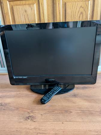 26" Vizio TV 1