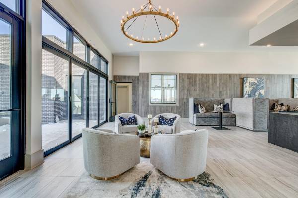 $1,976 / 2br - 972ft2 - 2 Bed, in Denver CO, Barbecue Grilling Areas (6233 N Panasonic Way, Denver, CO)63920602887426122