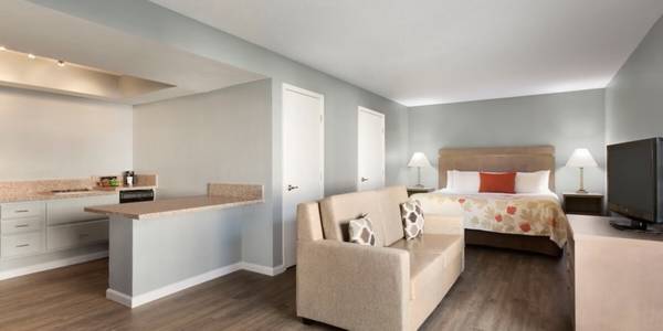 $441 Studio 1BA, Free Utilities, Flat Screen TVs63836552993793122