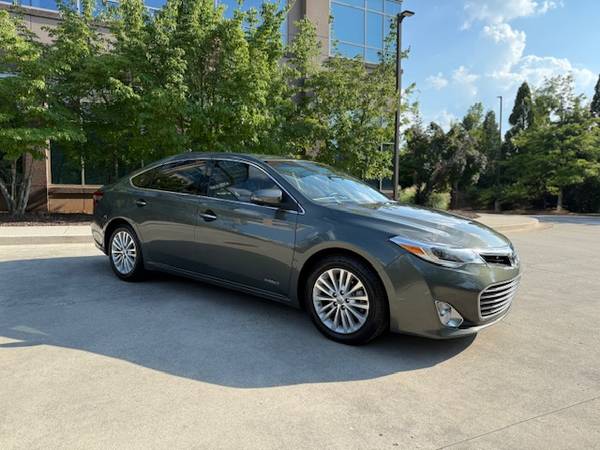 2013 Toyota Avalon Hybrid - $11,990 (Alpharetta)63620372403841123