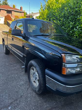 Camión 4x4 - $11,000 (Tacoma)63623619398017121