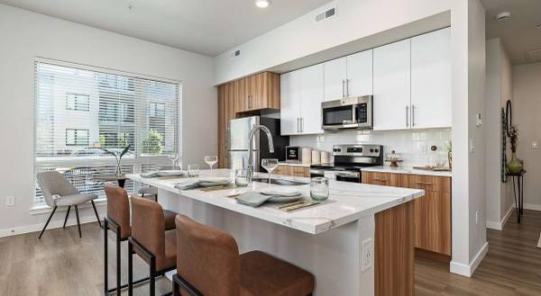 $1,726 / 1br - 753ft2 - Granite Countertops, Kitchen Islands, Business Center (Harris Ranch)63794945659779120
