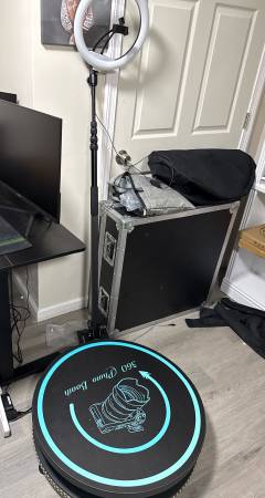 ⸻  Title: 360 Photo Booth + Light + Travel Case – Never Used, Like Ne 1