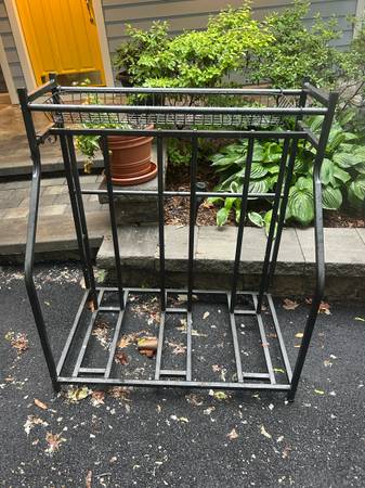 3 bike metal stand 1