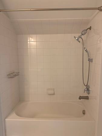 $1,080 / 1br - 510ft2 - Private Loft with It's Own Bath and Closet (Watkins Mill Town Center)63958907630467122